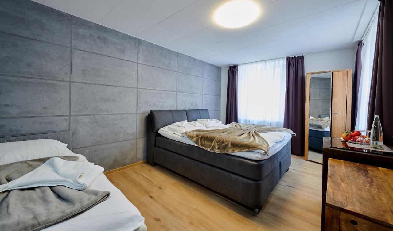 Hotel Giamas Щраубинг Екстериор снимка